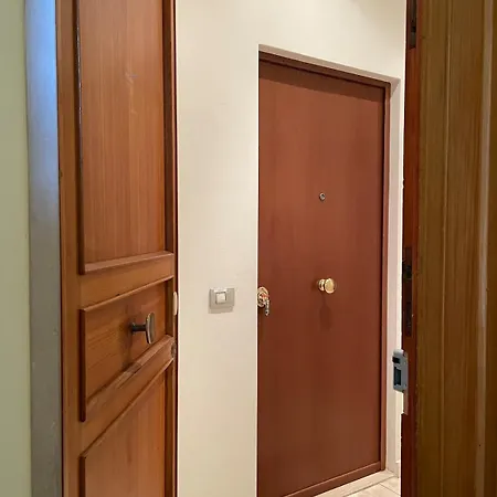 Small, Romantic And Bright Appartement Florence